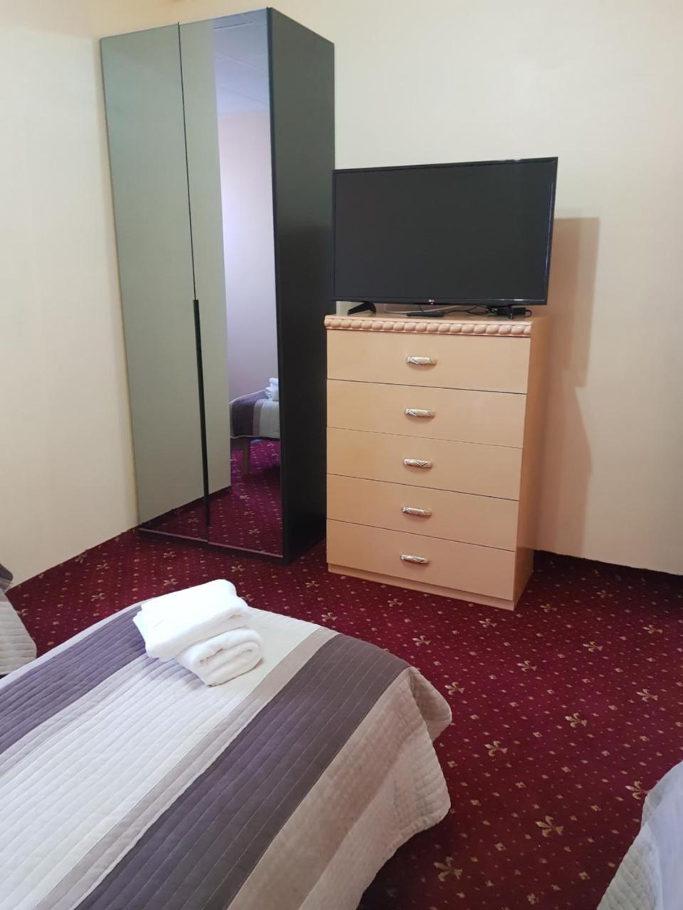 Liberty Junior Apartment ฟาการาช ภายนอก รูปภาพ